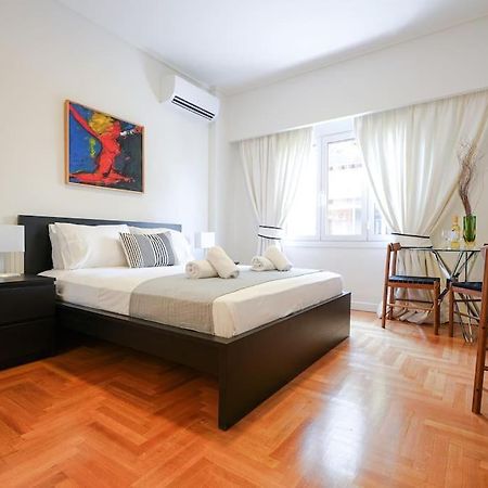 Syntagma Square, 60Sqm Dream Suite Atenas Exterior foto