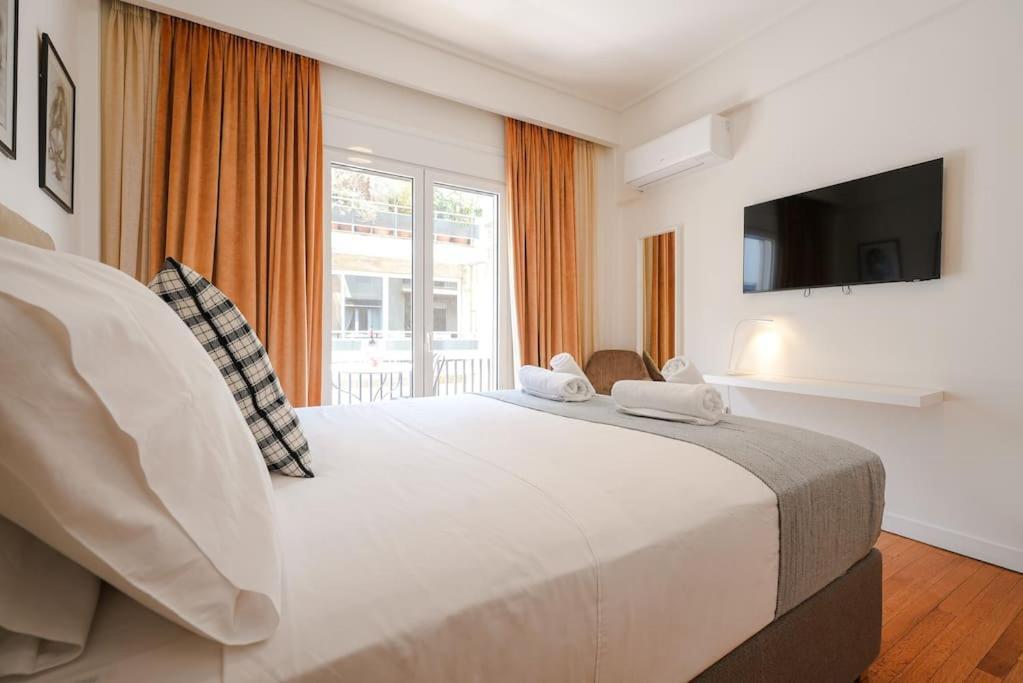 Syntagma Square, 60Sqm Dream Suite Atenas Exterior foto